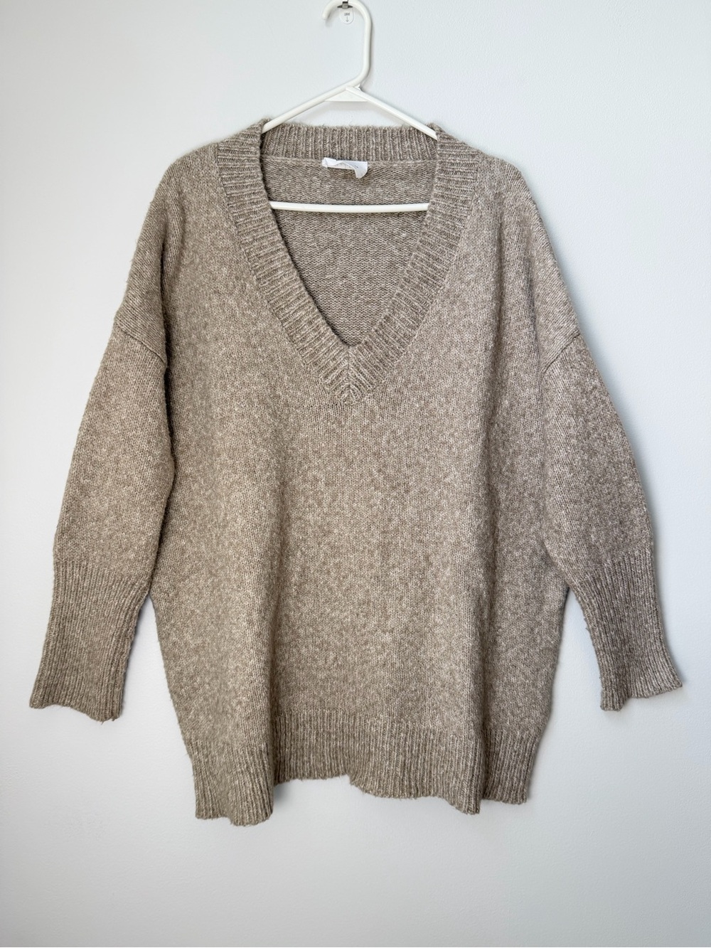Wool Blend Relaxed V-Neck Sweater in Tan Size Medium/Large The Native One